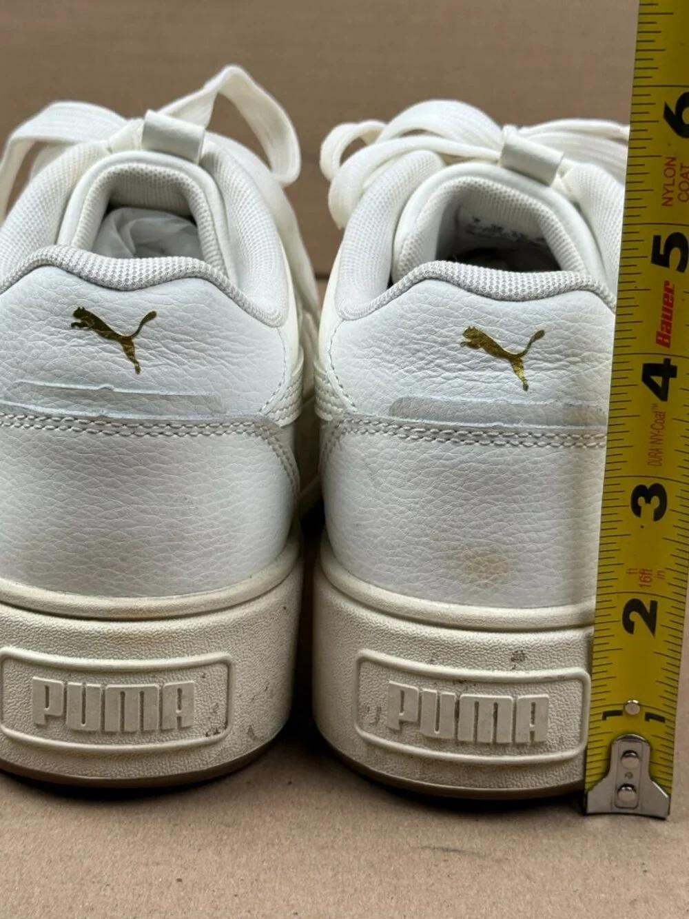 Women's Puma White Sneakers Size 8.5 Needs Cleaning